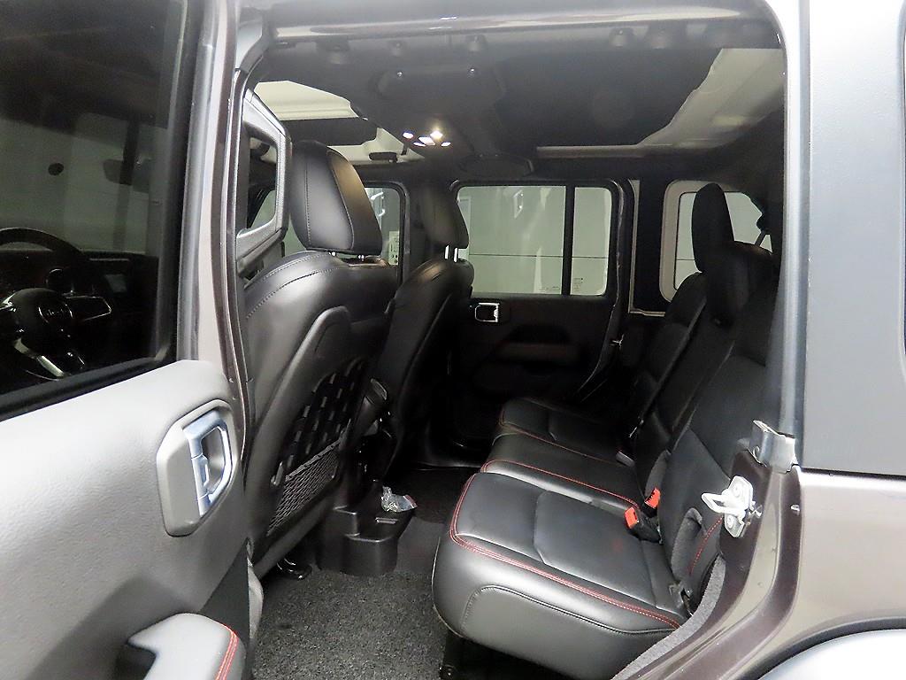 Jeep Wrangler - Vista 6