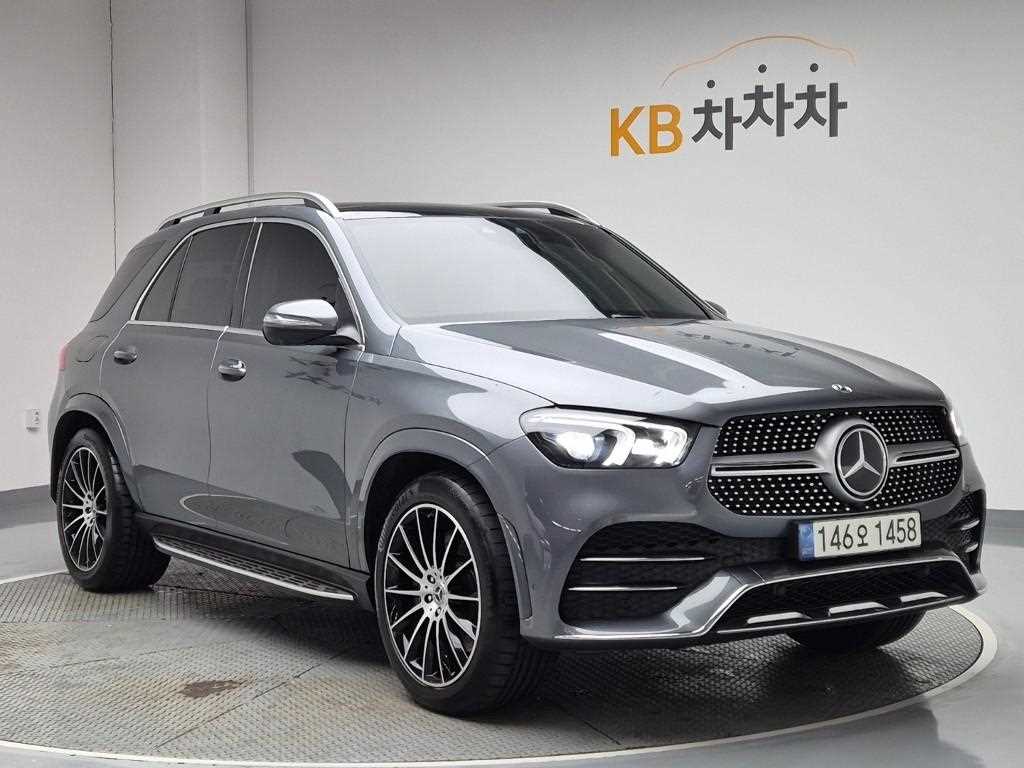 Mercedes Benz GLE Class - Vista 4