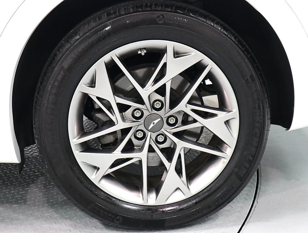 Genesis GV70 - Vista 7