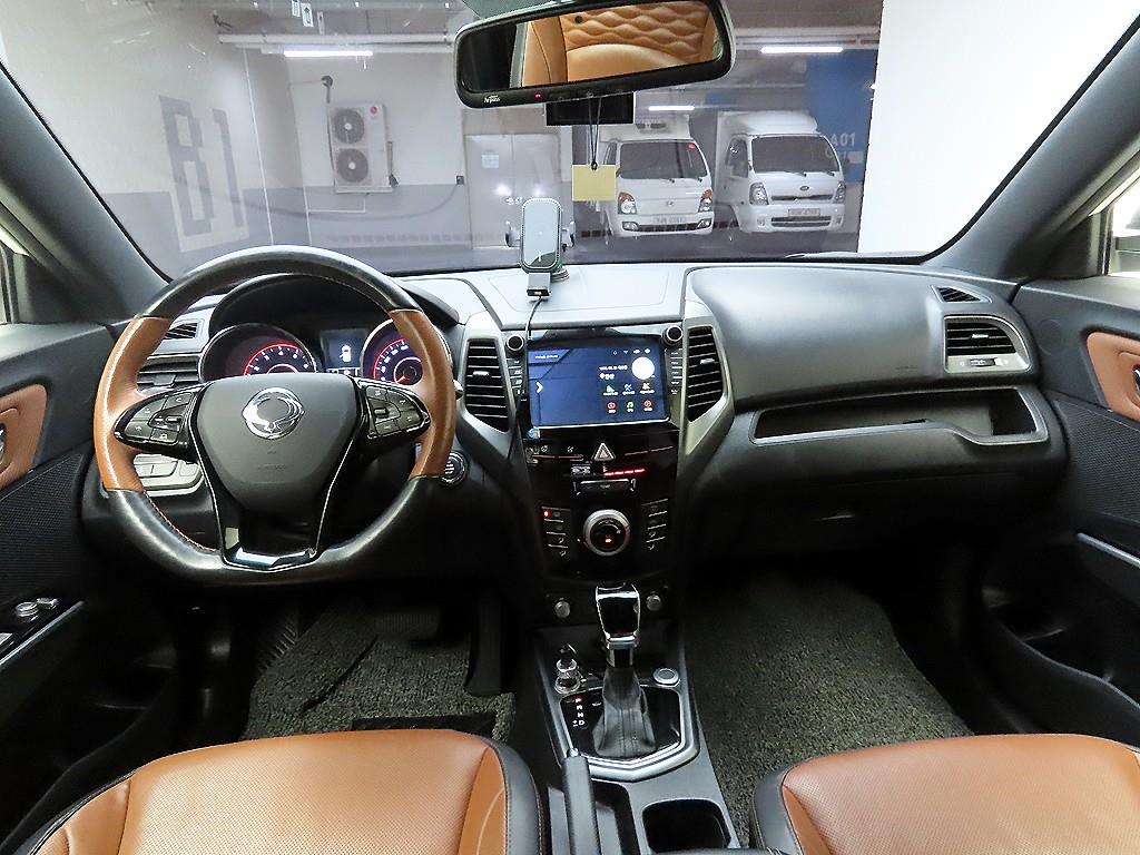 Ssangyong Tivoli - Vista 8