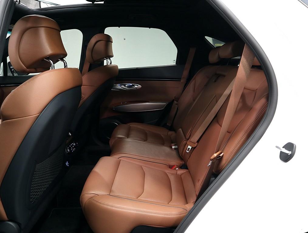 Genesis GV70 2021 Blanco - Importación desde Corea - HF Imports Iquique - Foto 14