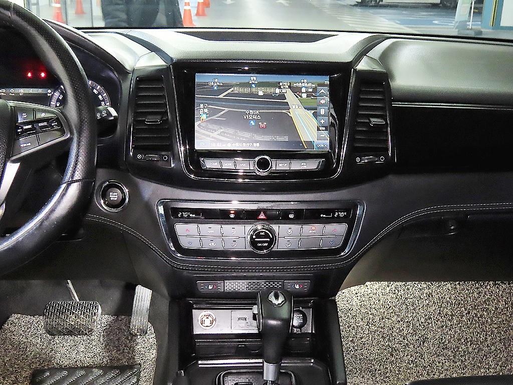 Ssangyong Rexton - Vista 11