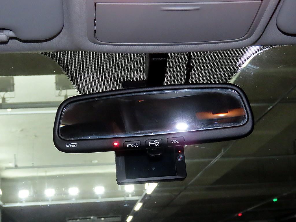 KIA Stonic 2018 Blanco - Importación desde Corea - HF Imports Iquique - Foto 17