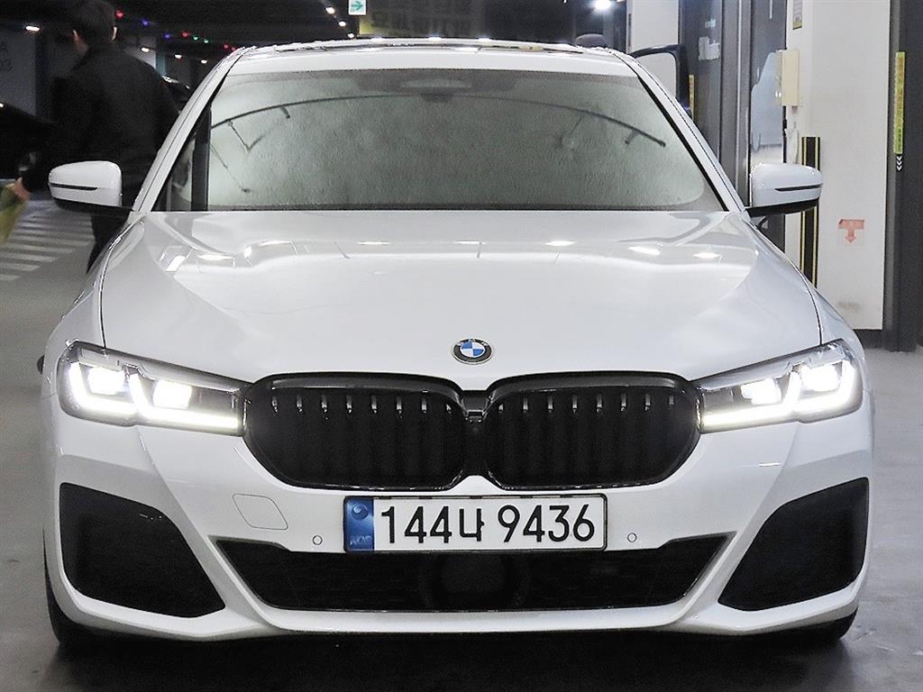 BMW 5 Series - Vista 2