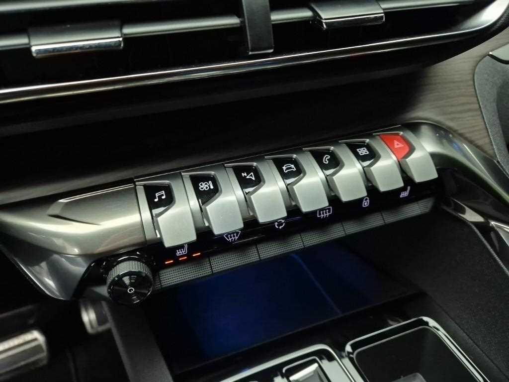 Peugeot 5008 2024 Gris - Importación desde Corea - HF Imports Iquique - Foto 17