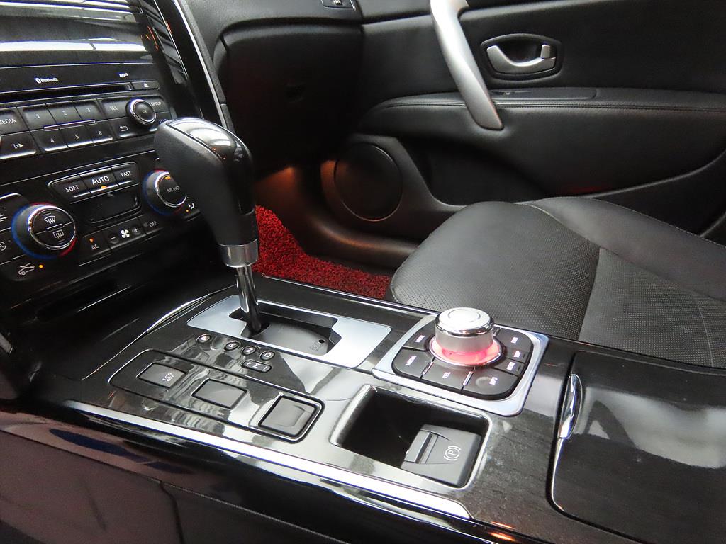 SAMSUNG SM7 - Vista 11