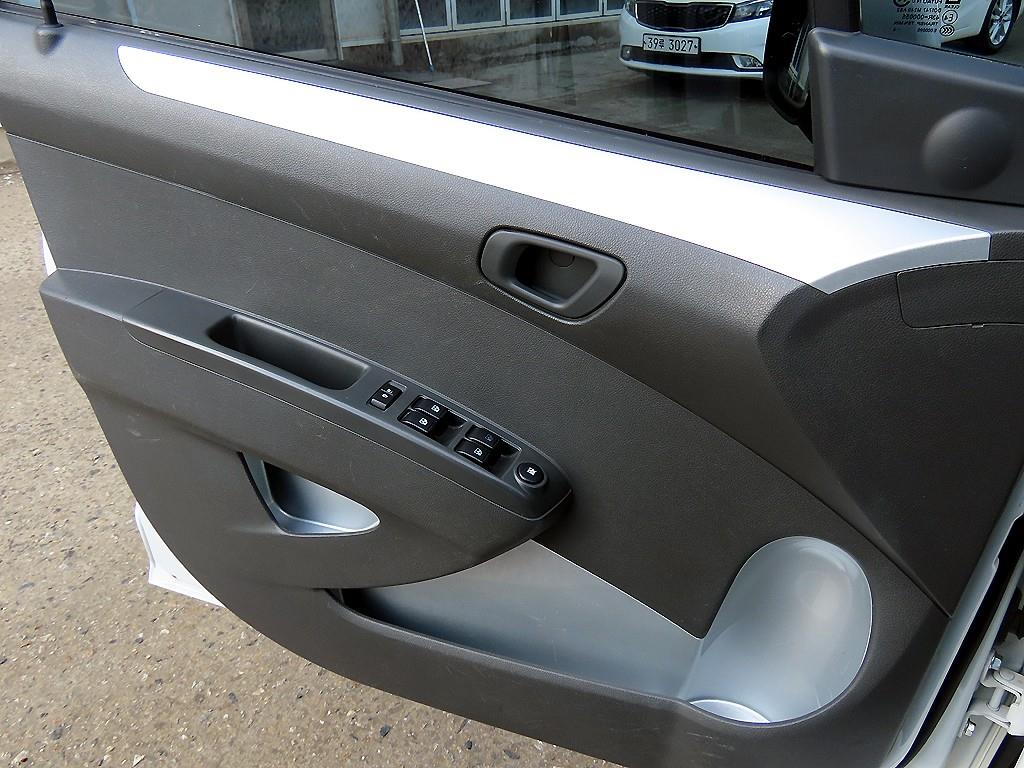 Chevrolet Spark - Vista 11