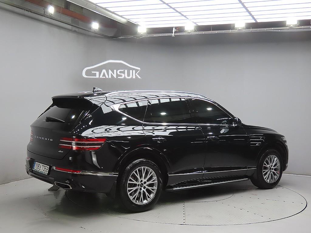 Genesis GV80 - Vista 7