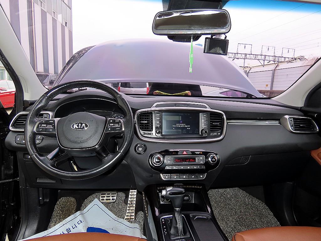 KIA Sorento - Vista 7