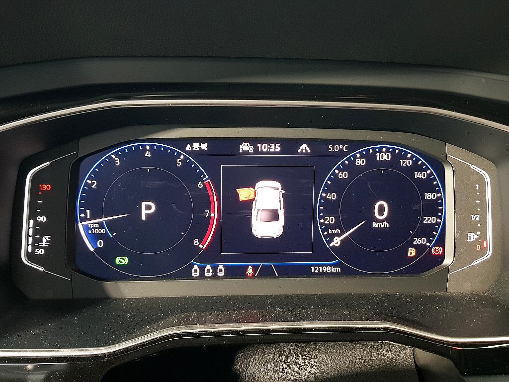 Volkswagen Jetta - Vista 7