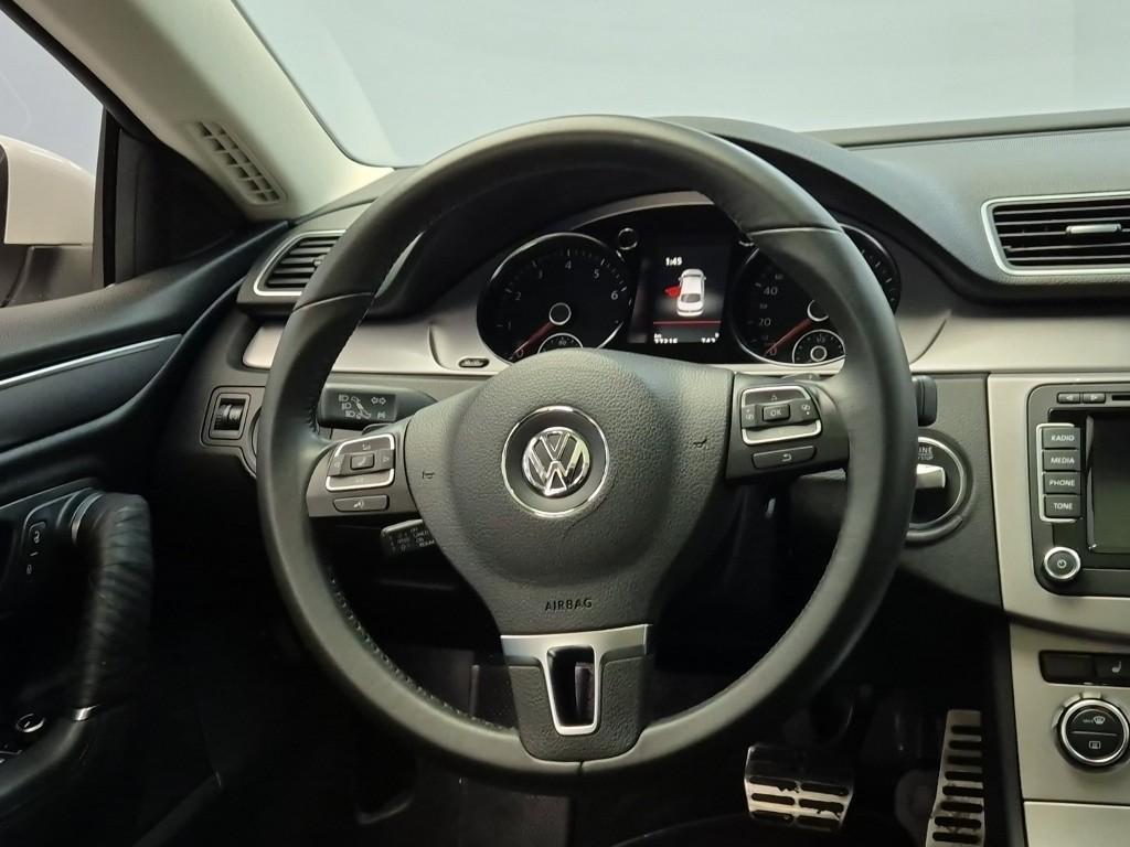 Volkswagen CC - Vista 9