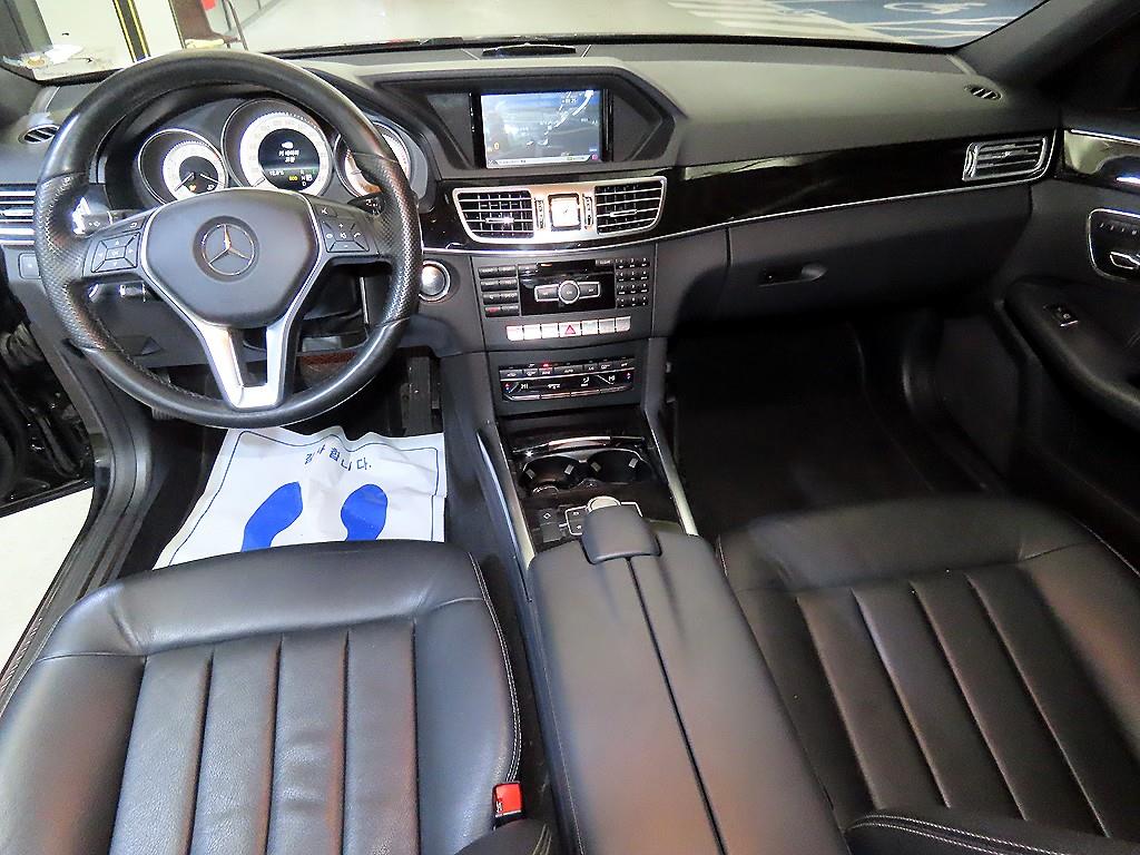 Mercedes Benz E class - Vista 10