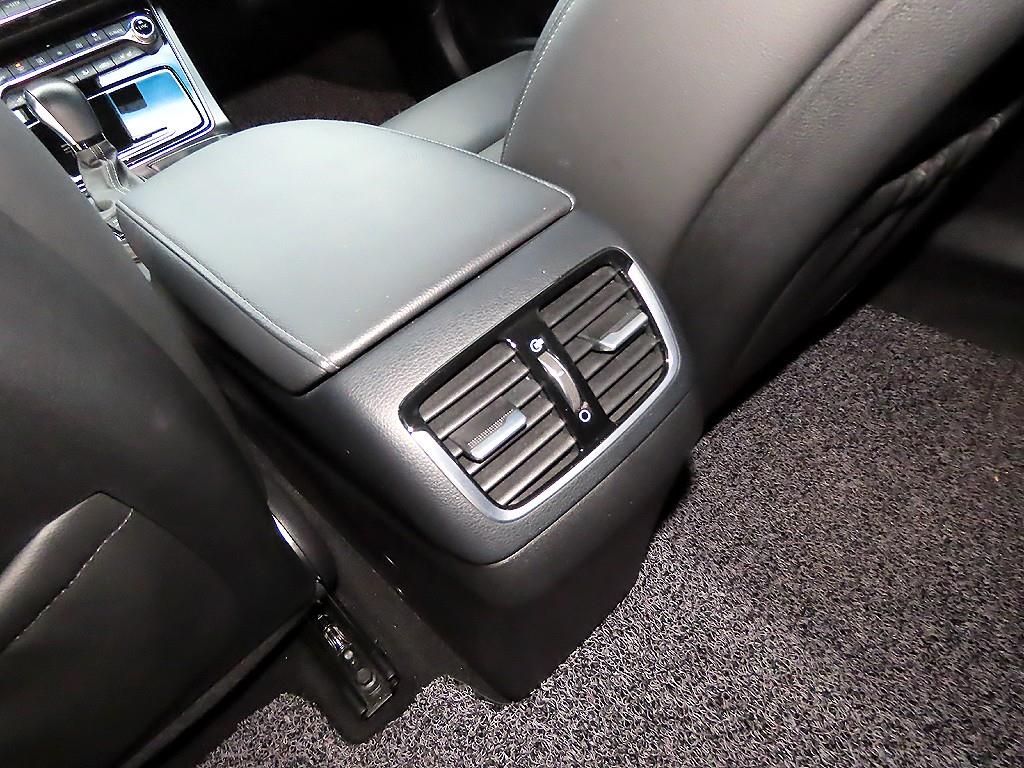 HYUNDAI Grandeur 2019 Blanco - Importación desde Corea - HF Imports Iquique - Foto 17