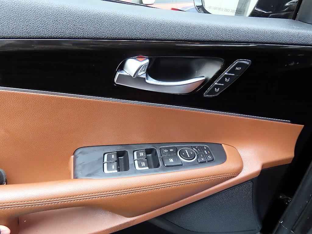 KIA Sorento - Vista 11