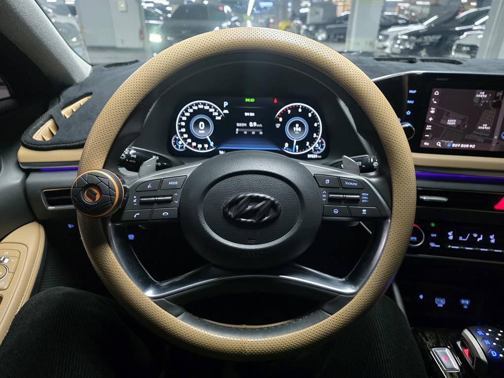 HYUNDAI Sonata - Vista 9