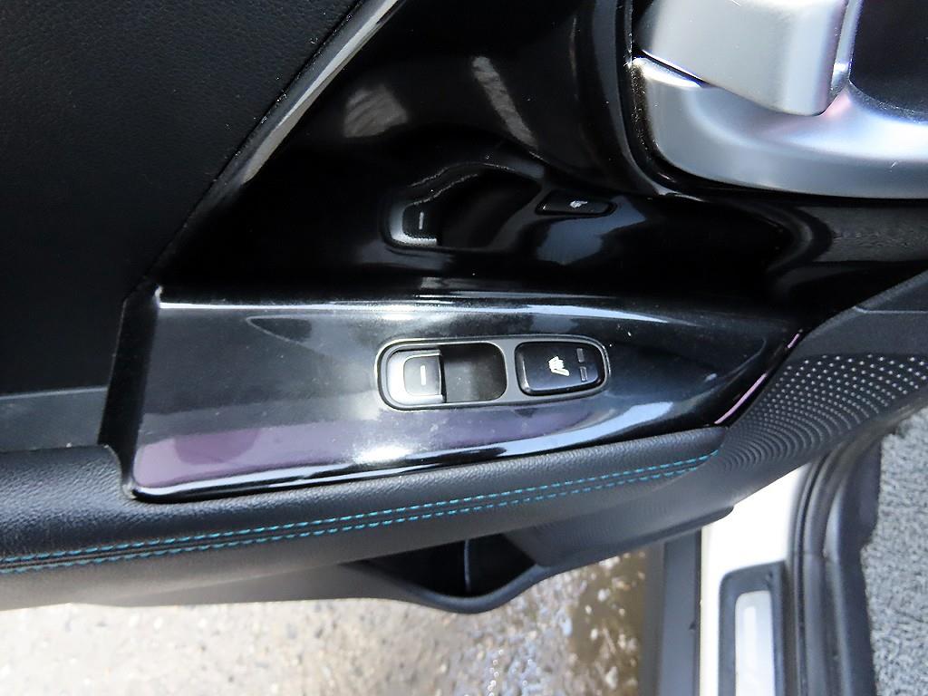 KIA Niro 2019 Blanco - Importación desde Corea - HF Imports Iquique - Foto 17