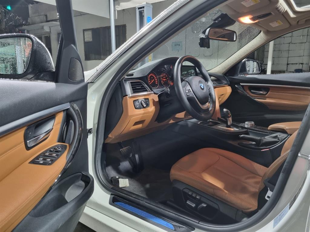 BMW 3 series - Vista 12