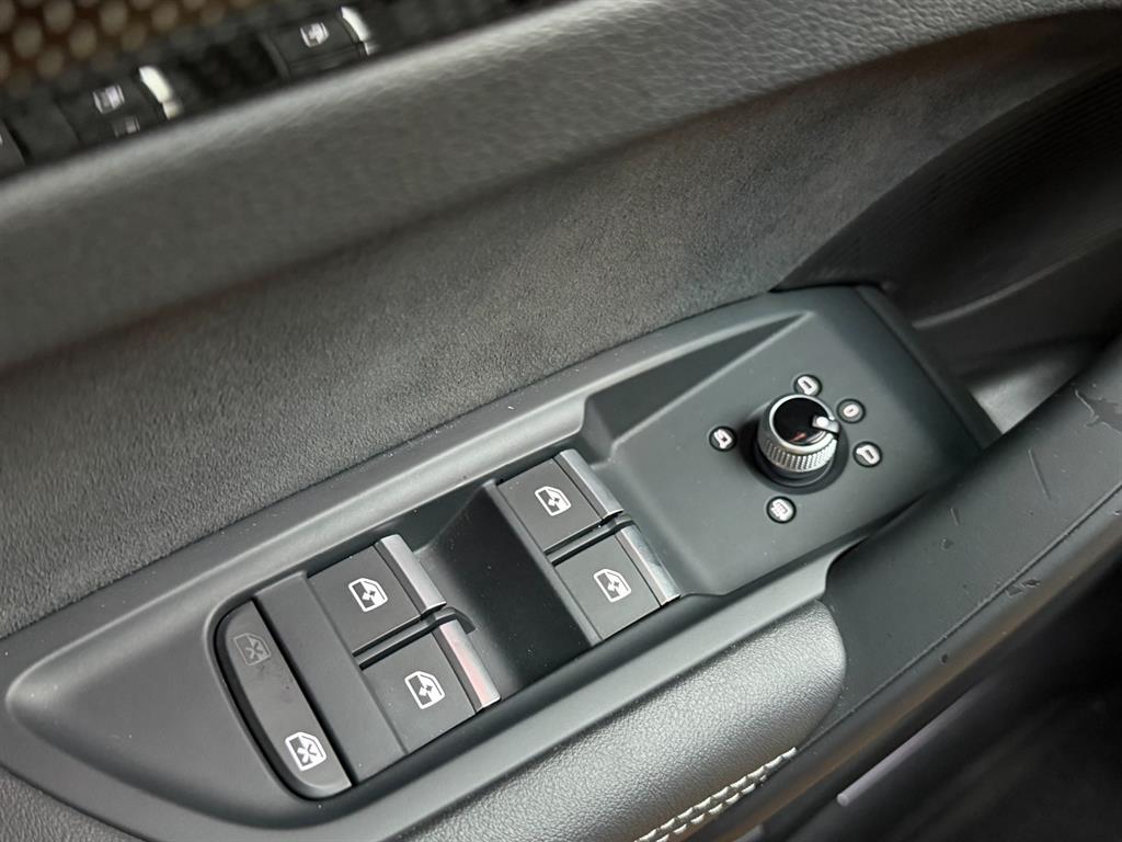 Audi SQ5 2021 Gris - Importación desde Corea - HF Imports Iquique - Foto 18