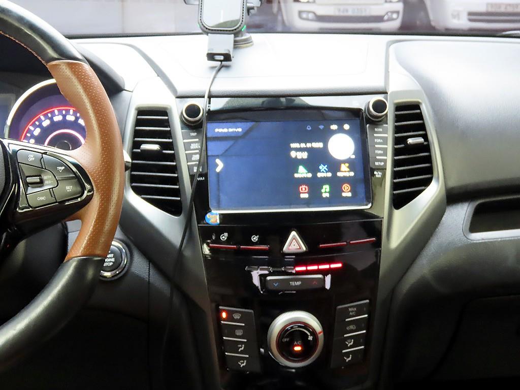 Ssangyong Tivoli - Vista 9