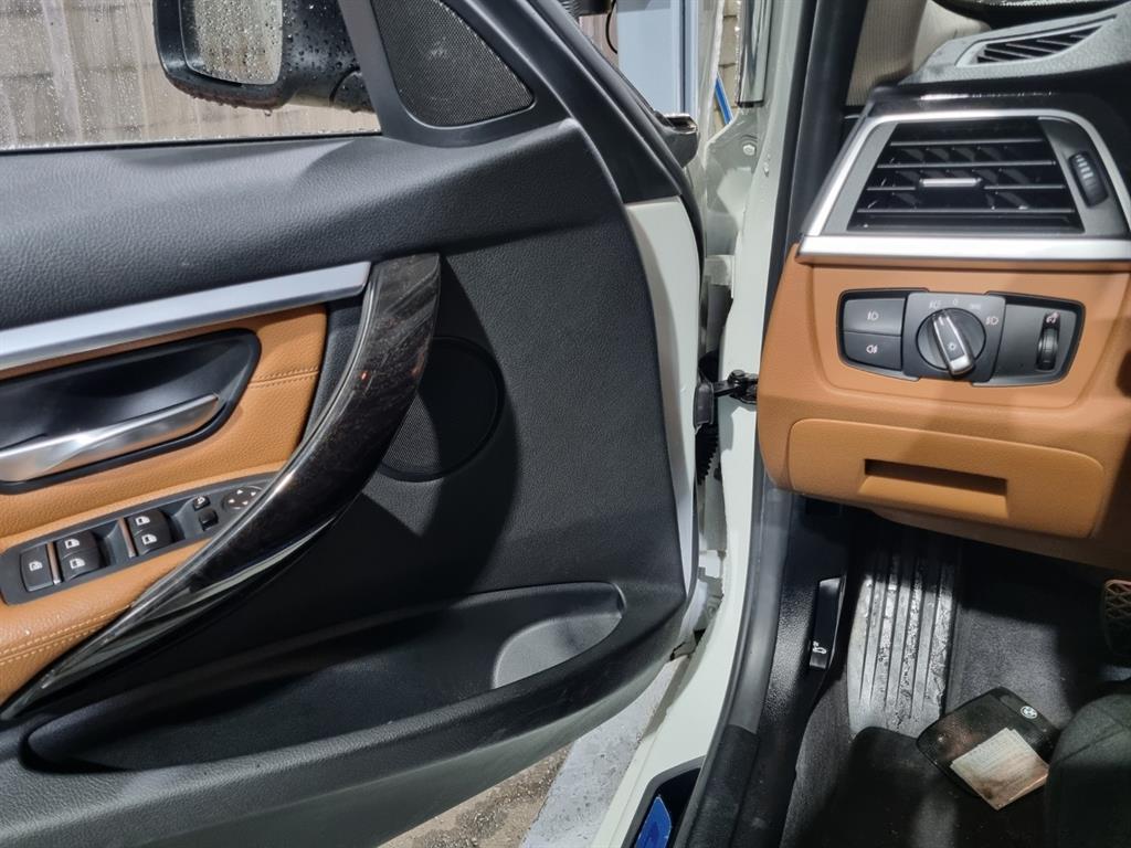 BMW 3 series - Vista 11