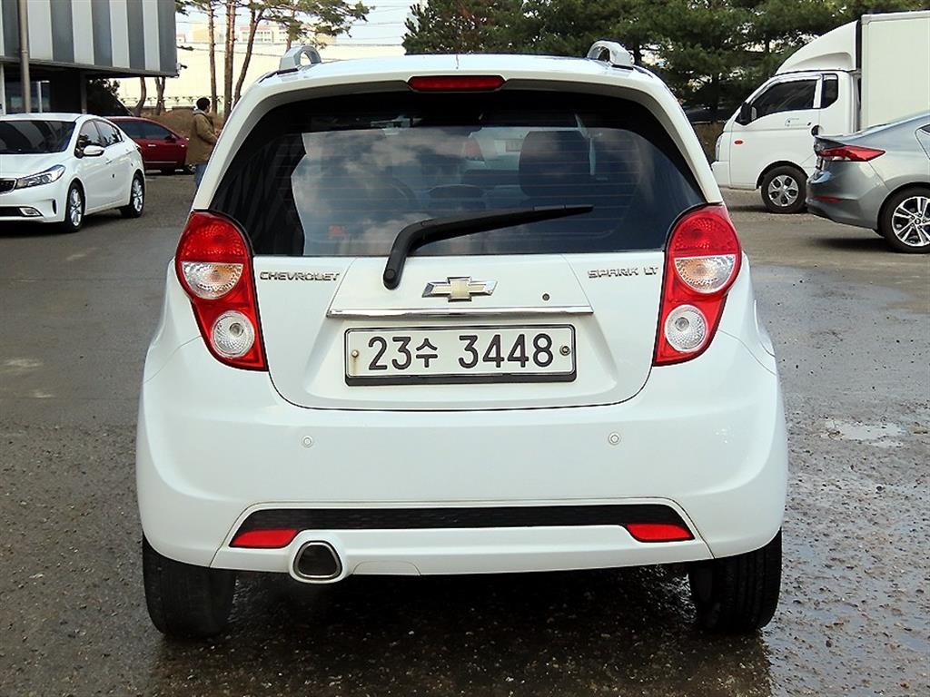 Chevrolet Spark - Vista 4