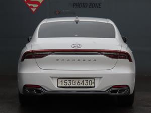 HYUNDAI Grandeur - Vista 8