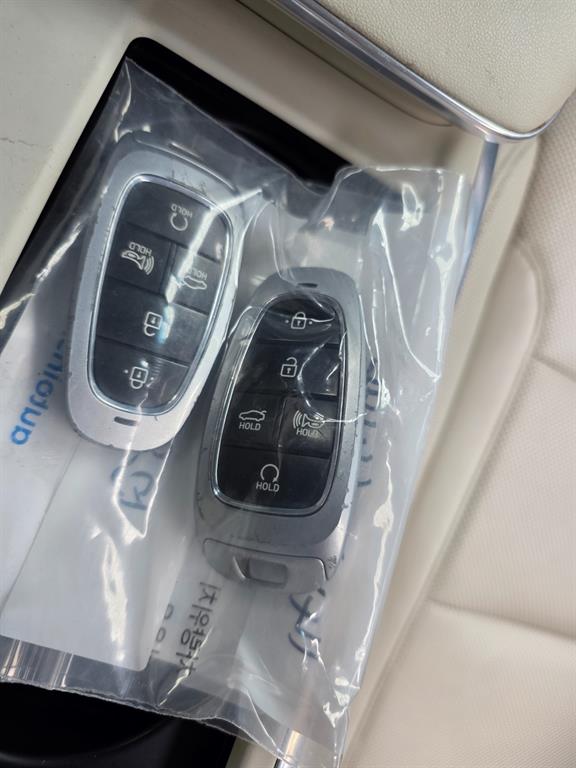 HYUNDAI Grandeur - Vista 12