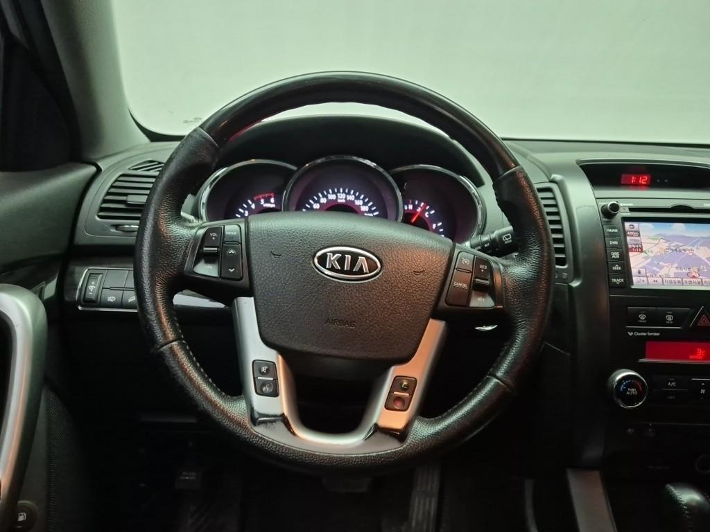 KIA Sorento - Vista 9