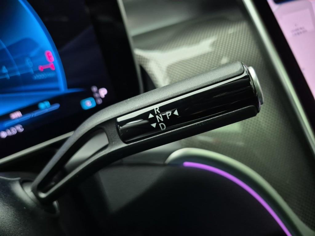 Mercedes Benz GLC Class - Vista 8