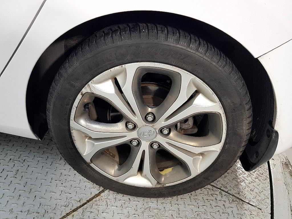 HYUNDAI i30 2012 Blanco - Importación desde Corea - HF Imports Iquique - Foto 20