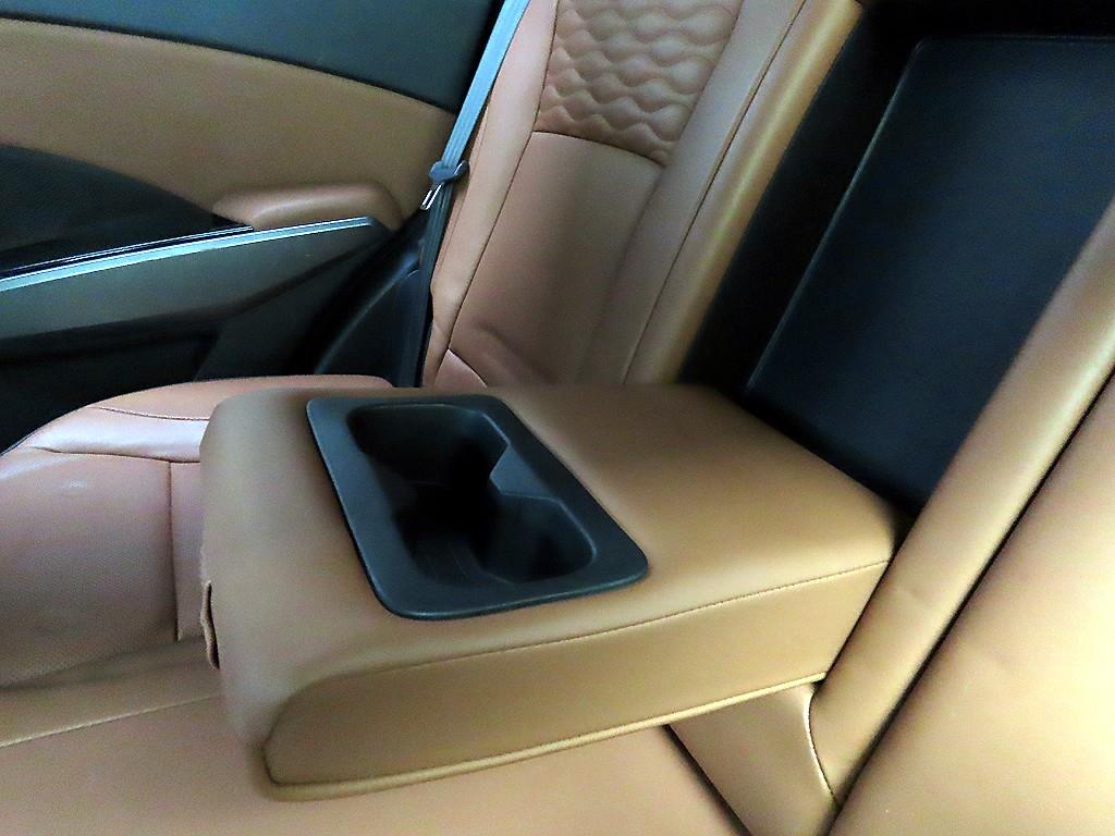 Ssangyong Tivoli - Vista 12