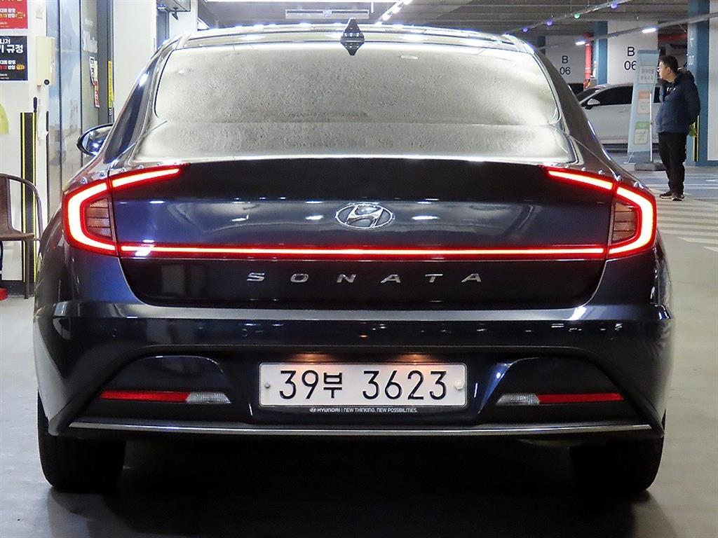 HYUNDAI Sonata - Vista 5