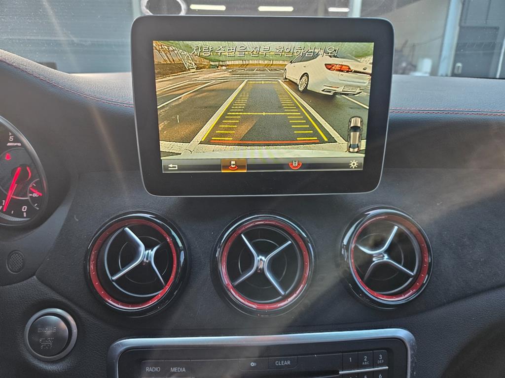 Mercedes Benz CLA Class - Vista 10