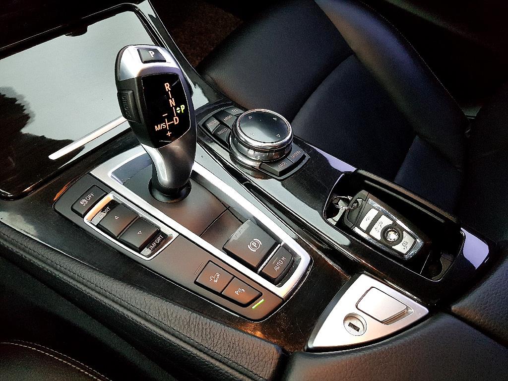 BMW 5 Series 2014 Plateado - Importación desde Corea - HF Imports Iquique - Foto 13