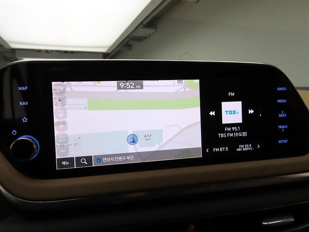 HYUNDAI Sonata - Vista 8