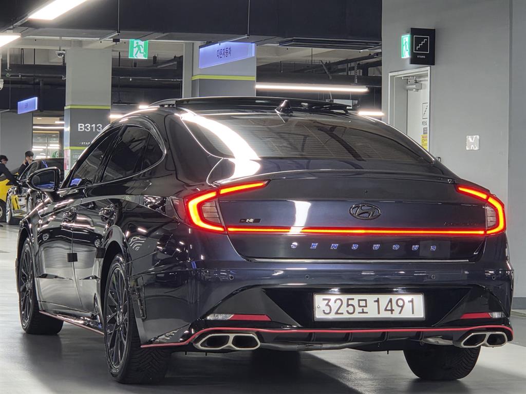 HYUNDAI Sonata - Vista 4