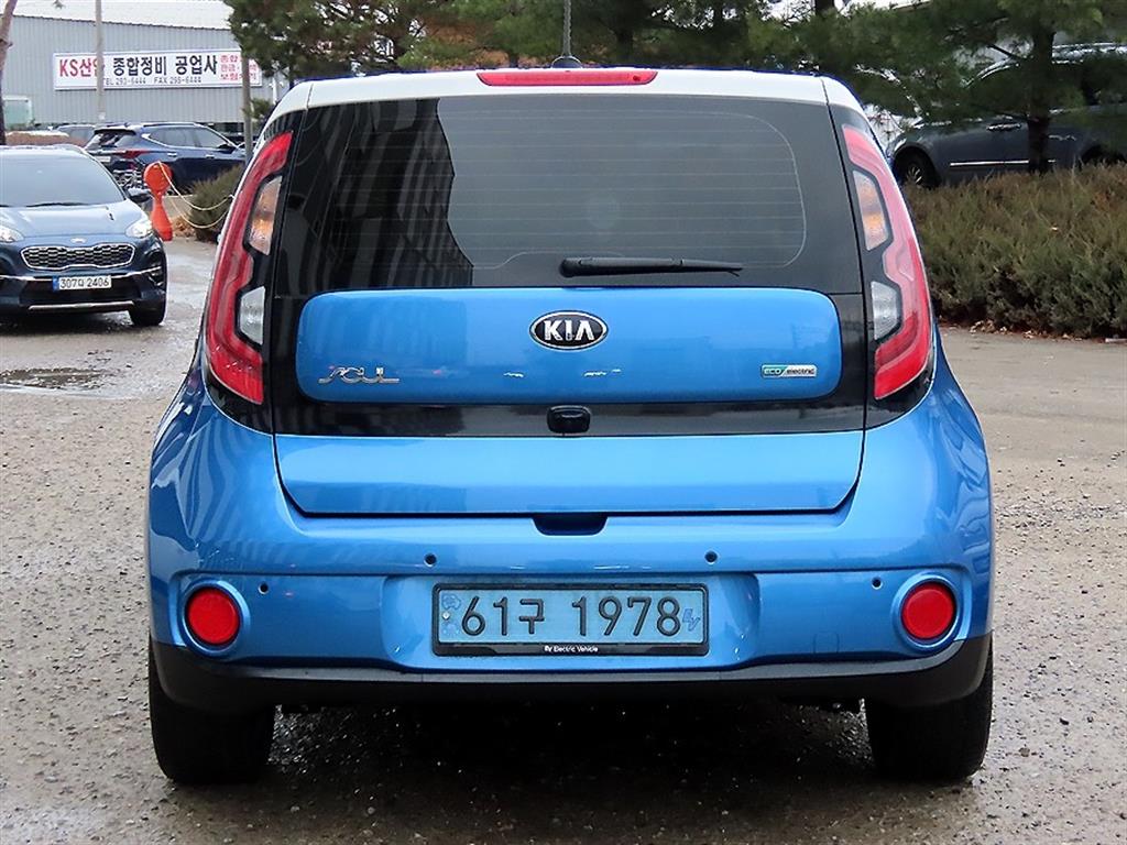KIA Soul - Vista 4