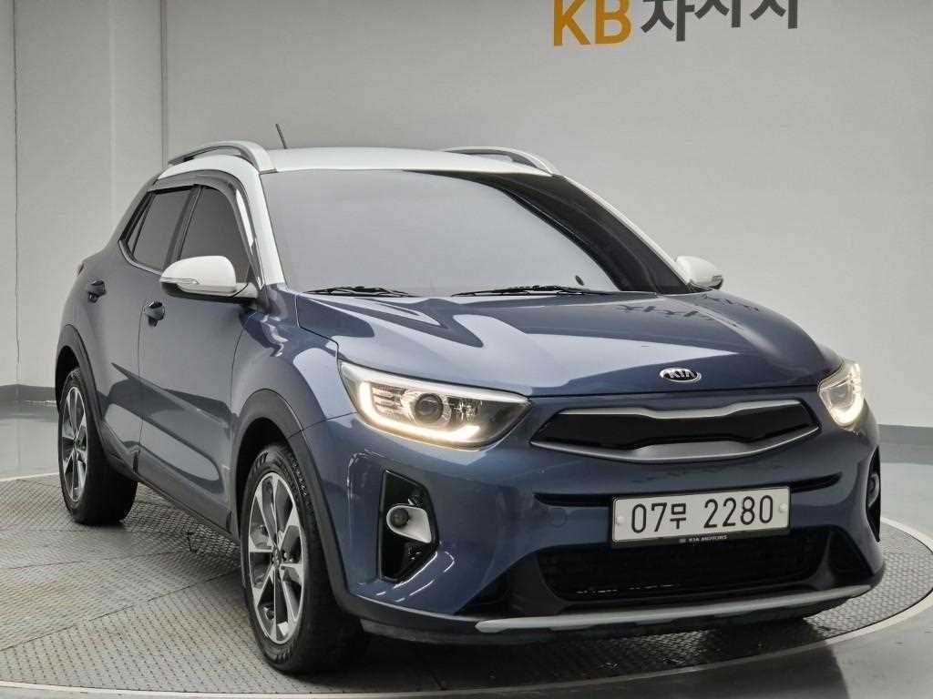 KIA Stonic - Vista 4
