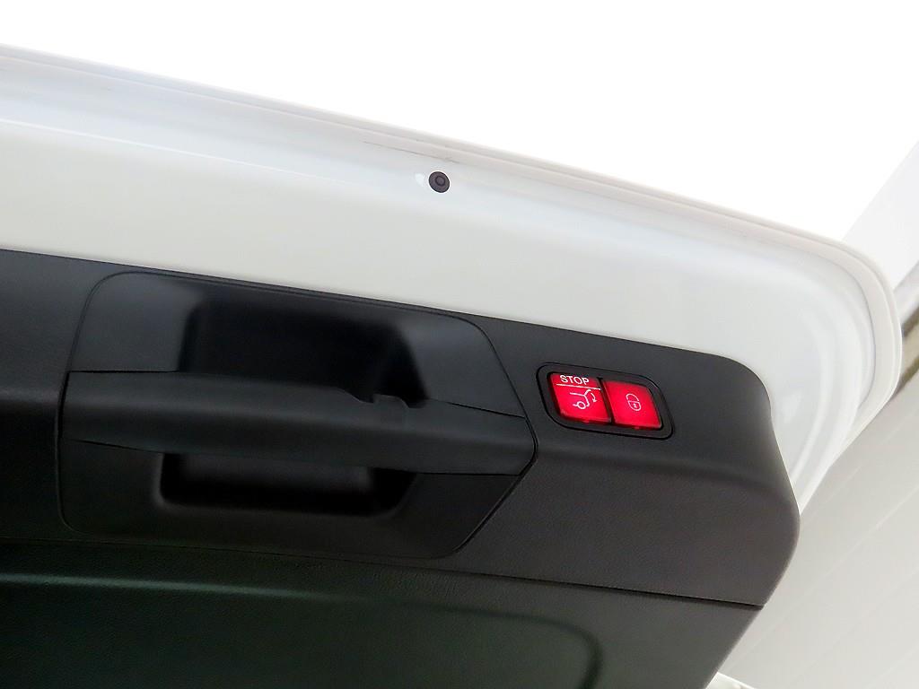 Mercedes Benz GLB Class - Vista 6