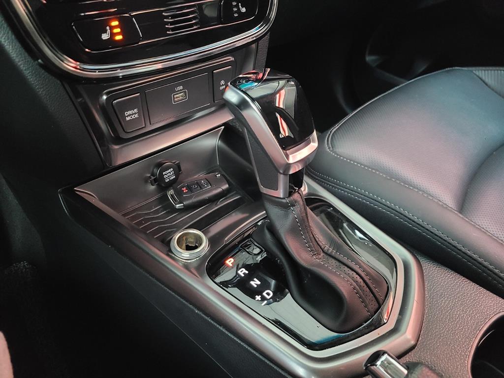 Ssangyong Tivoli - Vista 12