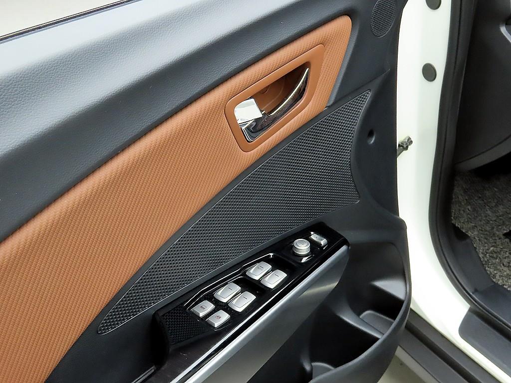 Ssangyong Tivoli 2019 - Importación desde Corea - HF Imports Iquique - Foto 13