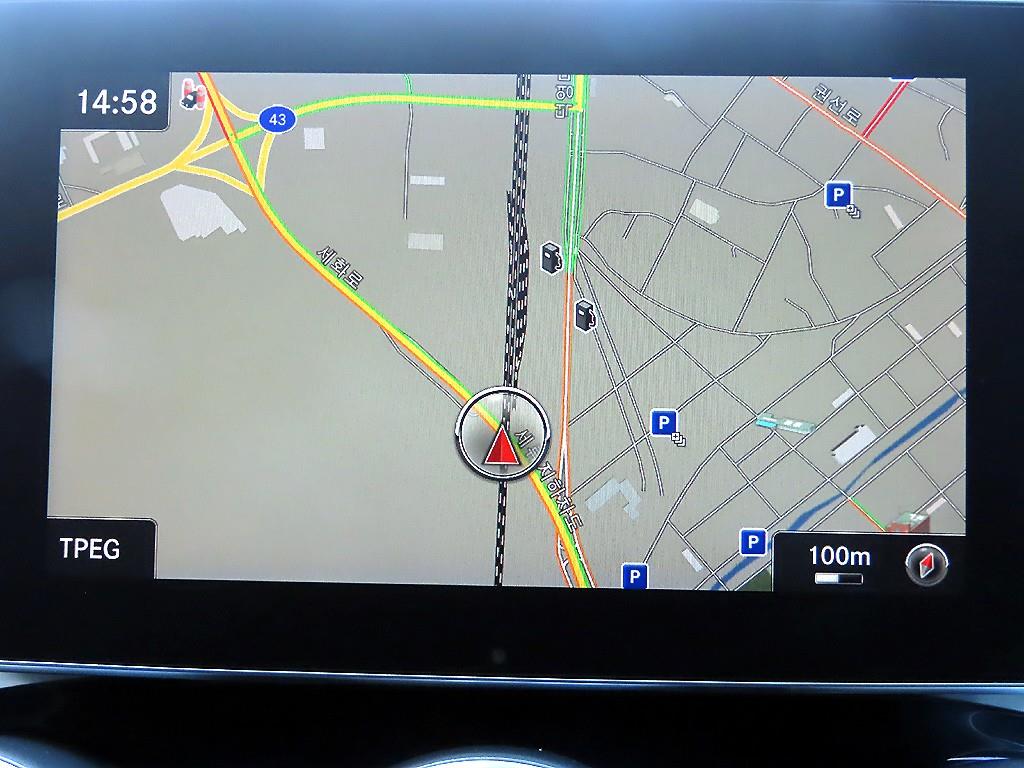 Mercedes Benz GLC Class 2018 Blanco - Importación desde Corea - HF Imports Iquique - Foto 13