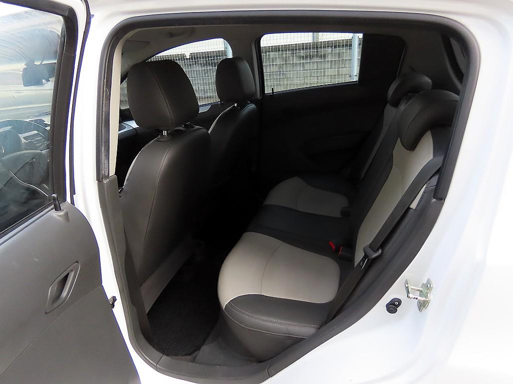 Chevrolet Spark - Vista 6