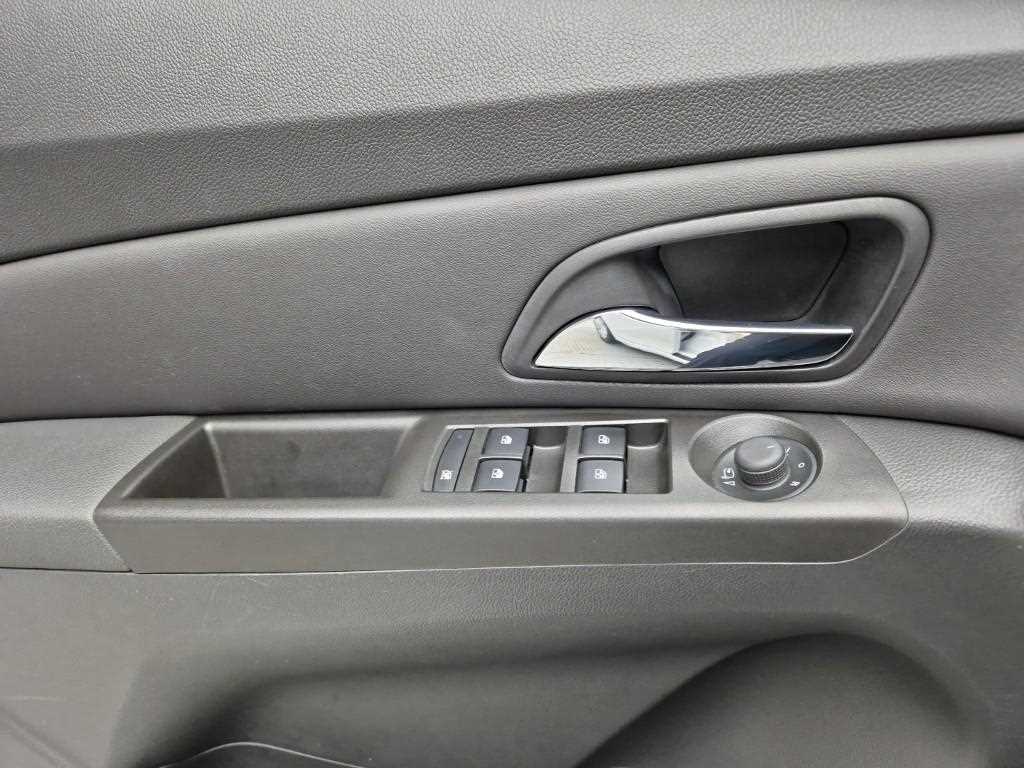 Chevrolet Cruise 2014 Blanco - Importación desde Corea - HF Imports Iquique - Foto 18