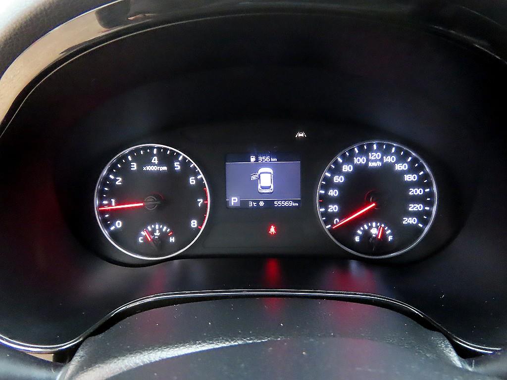 KIA Seltos - Vista 9