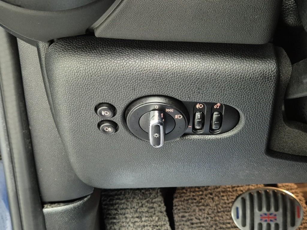 Mini Cooper - Vista 11