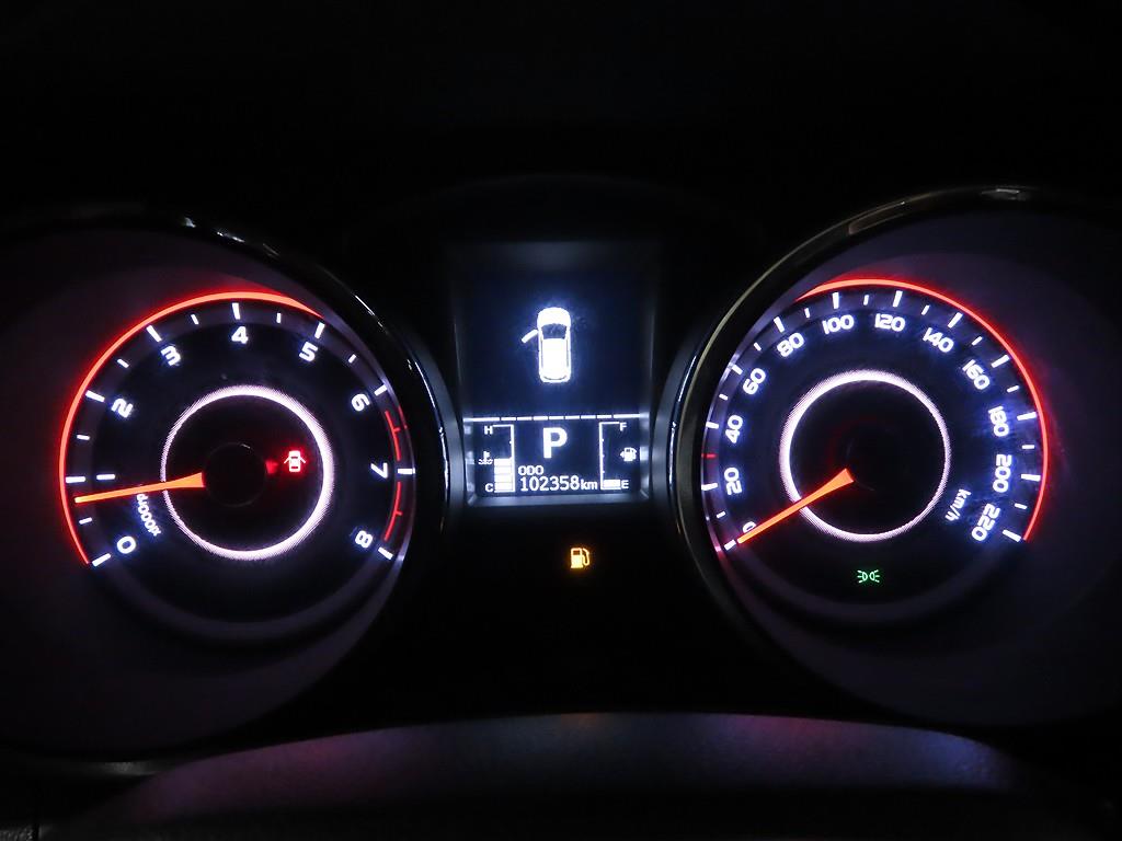 Ssangyong Tivoli - Vista 6