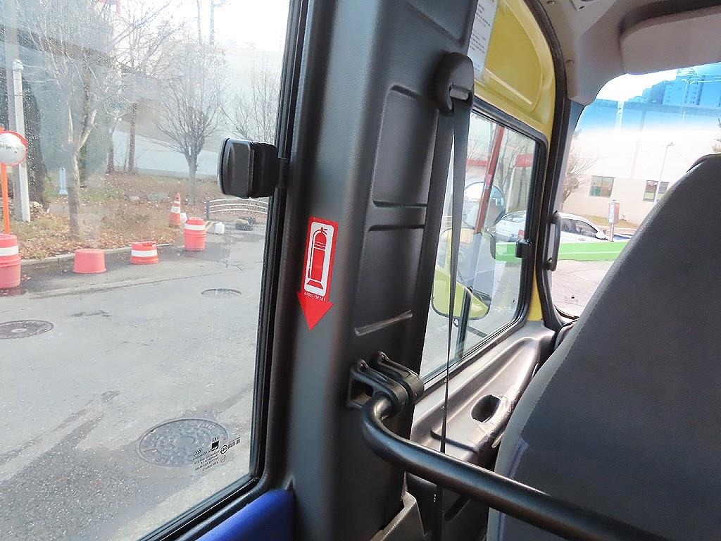 medium and large bus Hyundai bus 2013 Amarillo - Importación desde Corea - HF Imports Iquique - Foto 13