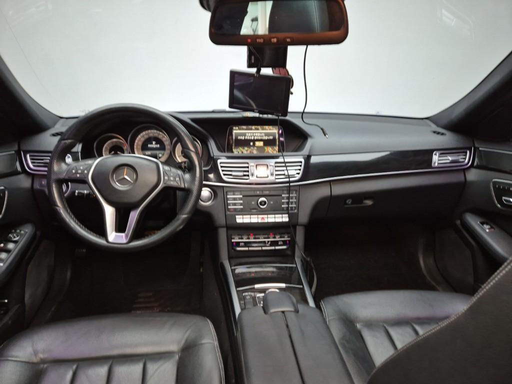 Mercedes Benz E class 2016 Gris - Importación desde Corea - HF Imports Iquique - Foto 18