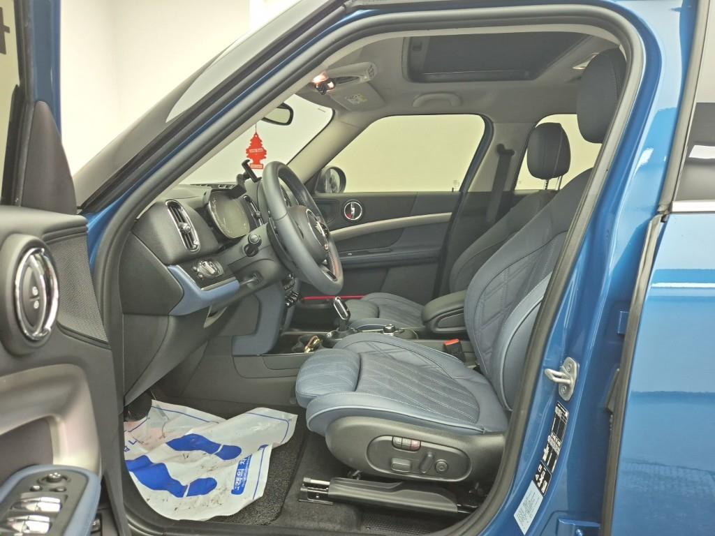 Mini Countryman - Vista 11